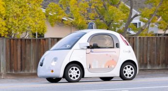 Google sürücüsüz otomobil ile 2 milyon km gitti